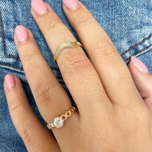 Gouden ring golfje met gegraveerd - 2009604 Gouden ring golfje met gegraveerd - 2009604