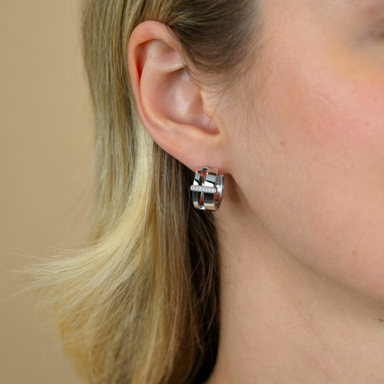 ZINZI zilveren oorring 2 banen verbonden staafje met zirconia - 2010969