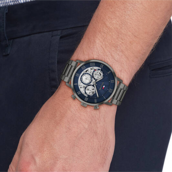 Tommy Hilfiger  heren horloge Legend zwart staal en blauwe skeleton wijzeplaat - 2011224